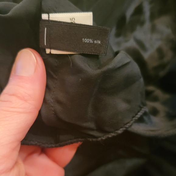 The Limited Black V-Neck Silk Tank w Sheer Trim M - Picture 4 of 5